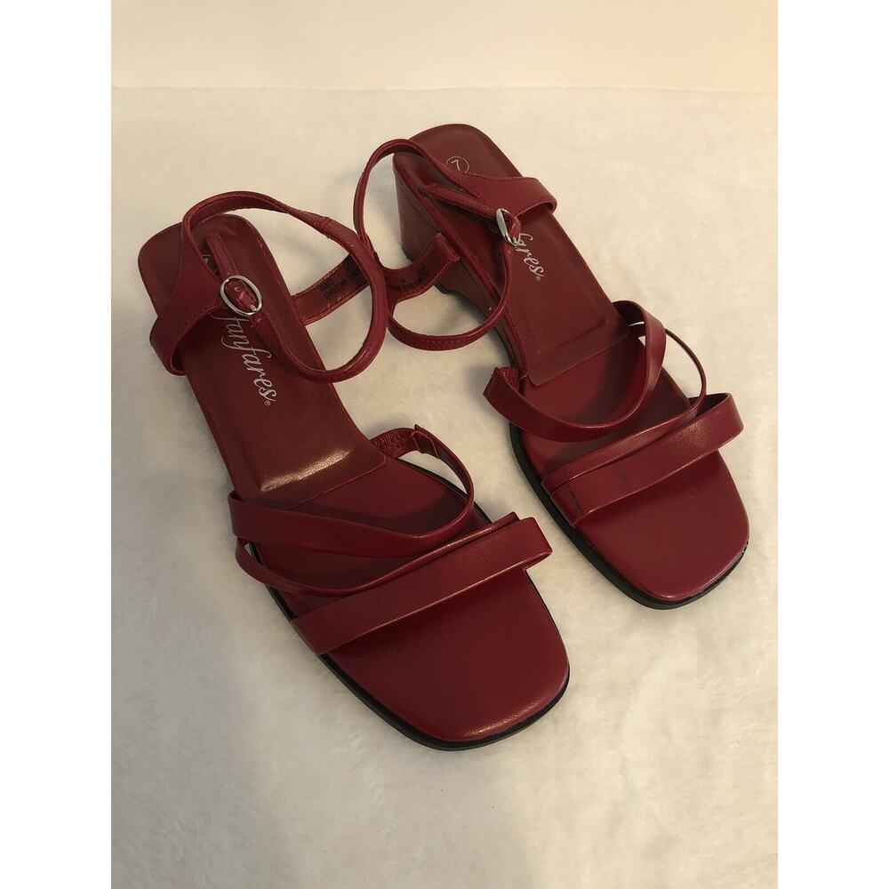 Fanfares Womens‎ Red Heels Size 7 Lynn Strapped Open Peep Toe 2” Heel FLAWED